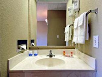 Howard Johnson Inn Pensacola Fl 外观 照片